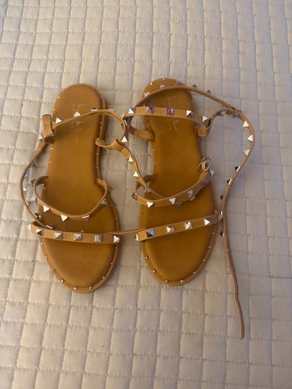 Nicole Miller Tan Pyramid Stud Strappy Sandals Size 9